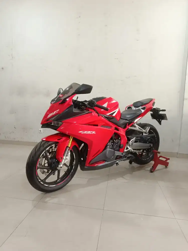Honda CBR 250RR 2017 mulus antik