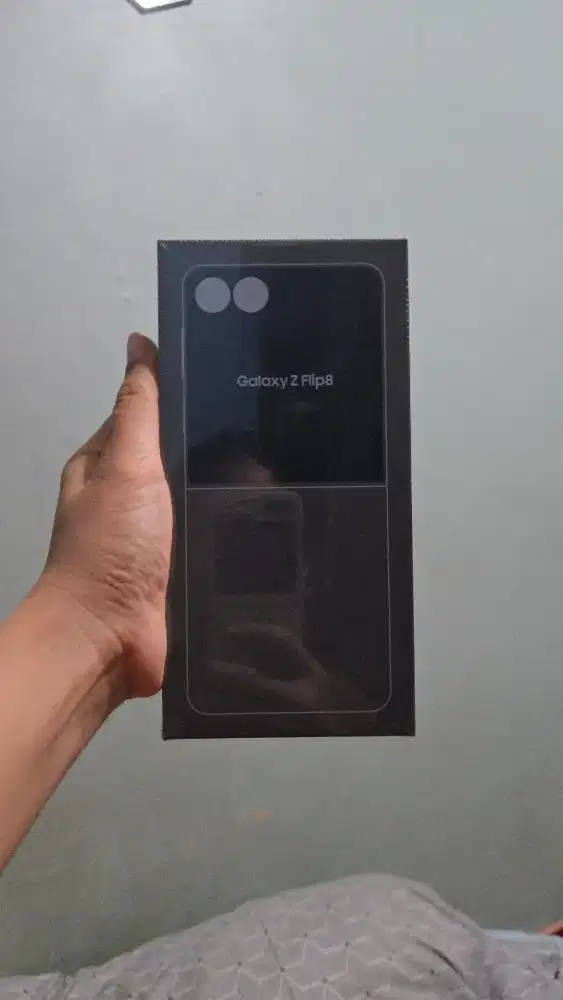 Samsung Z Flip 8 pink 12/512 NEW