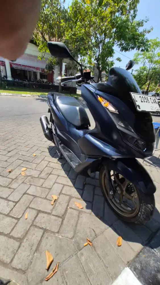 PCX 160 ABS Imperial Matte Blue, Logo Emas