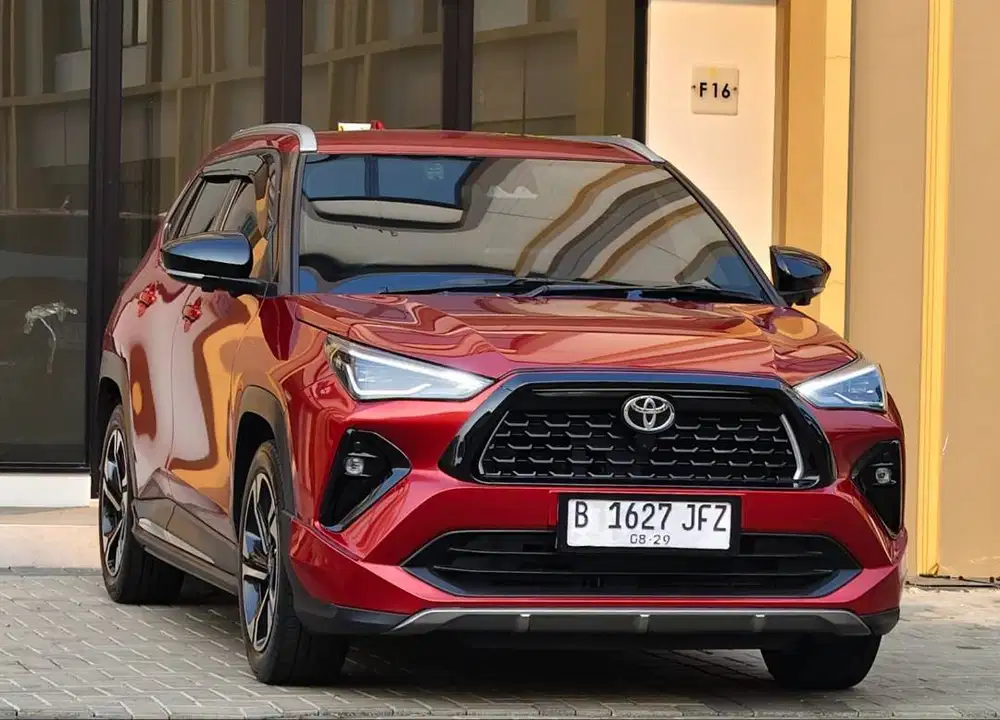 TDP 25jt !! Toyota Yaris Cross 1.5 S GR AT 2023 Orange Unit Istimewa