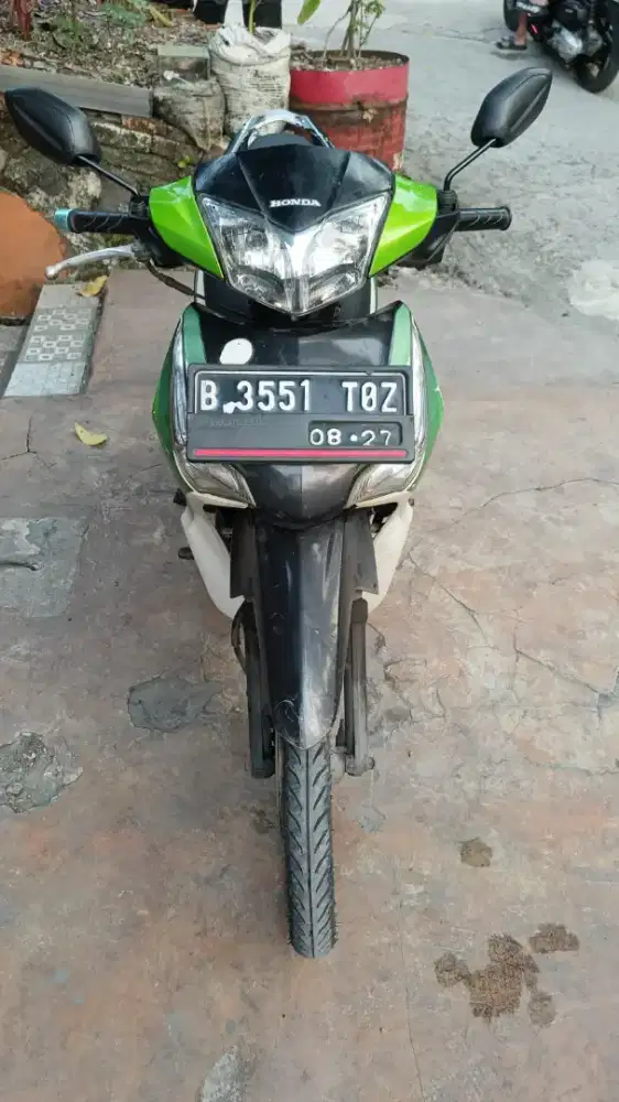 Suprax 125 helm in karbu 2012 plat B jkrta pajak of 2 Thun lengkP