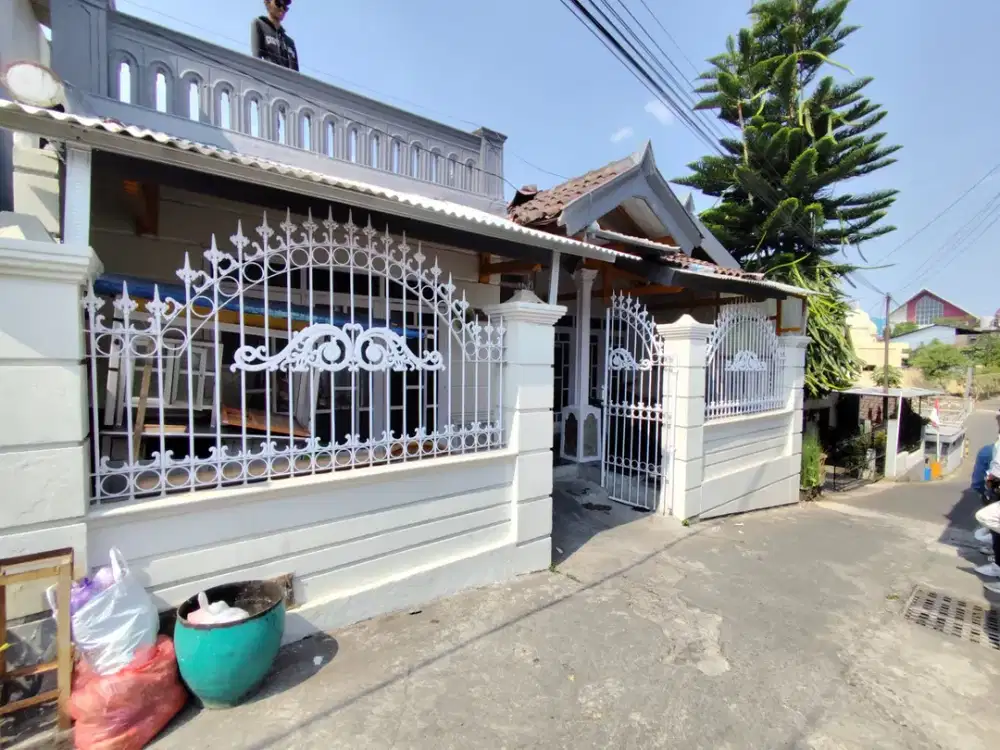 INVESTASI KOST DI KOTA BATU 11 KAMAR DEKAT PUSAT KOTA