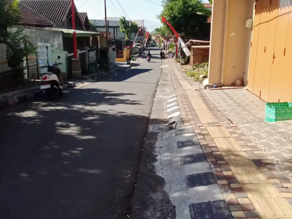Dijual Lahan Pekarangan Zona Kuning Lokasi Mojosongo Jebres,Solo Luas 1800m2