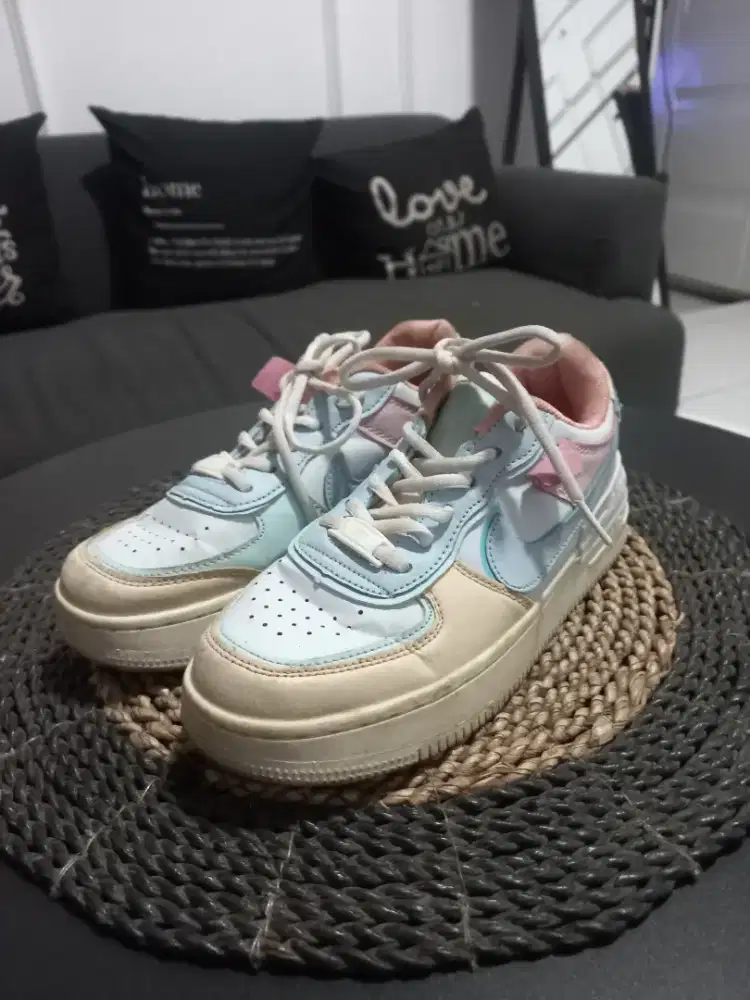 Dijual  murah sepatu bekas