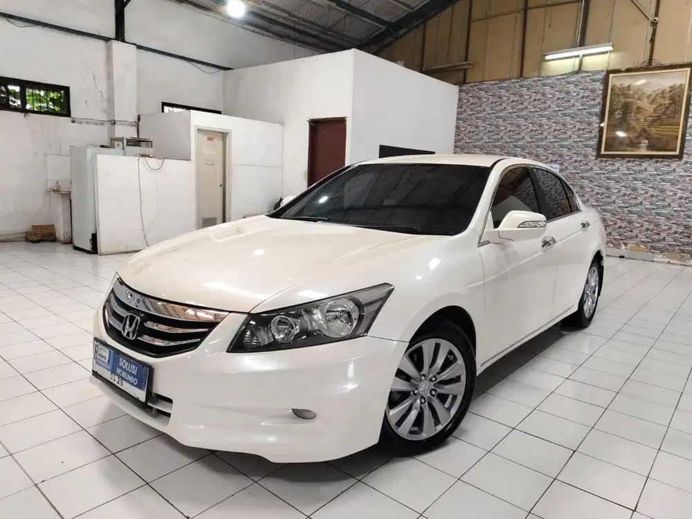 Honda Accord Vtil 2.4 AT 2012 Low KM Service Record