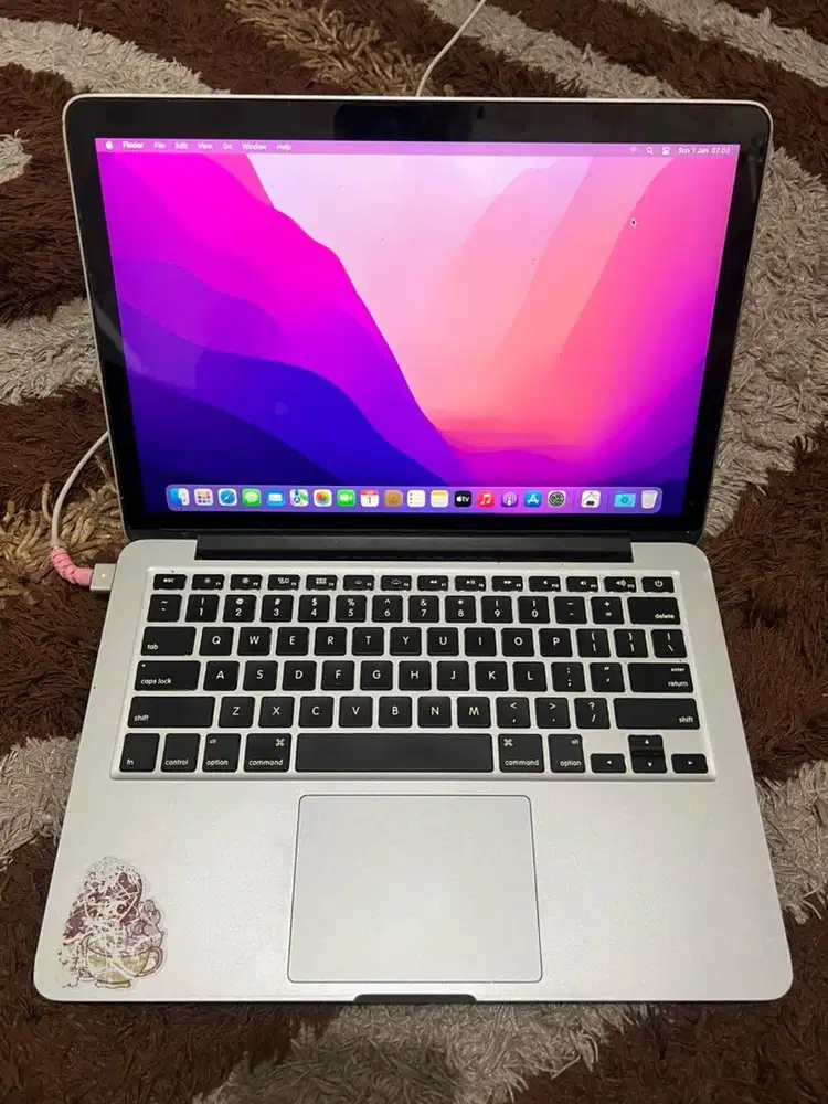Macbook pro 2015 8/256 retina 13 inch