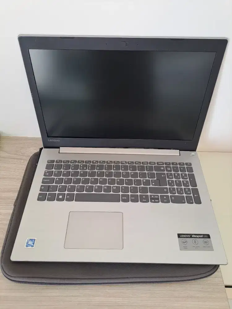 Lap top Lenovo idea pad 330