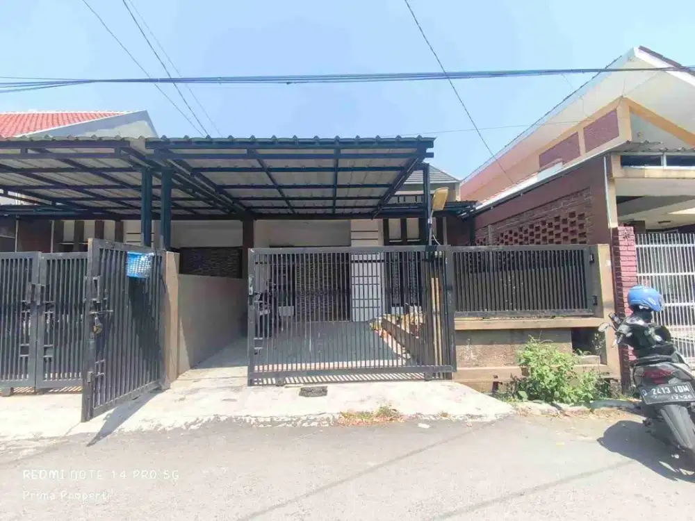 Dijual murah rumah luas127/80 harga 900jt di margahayu buah batu