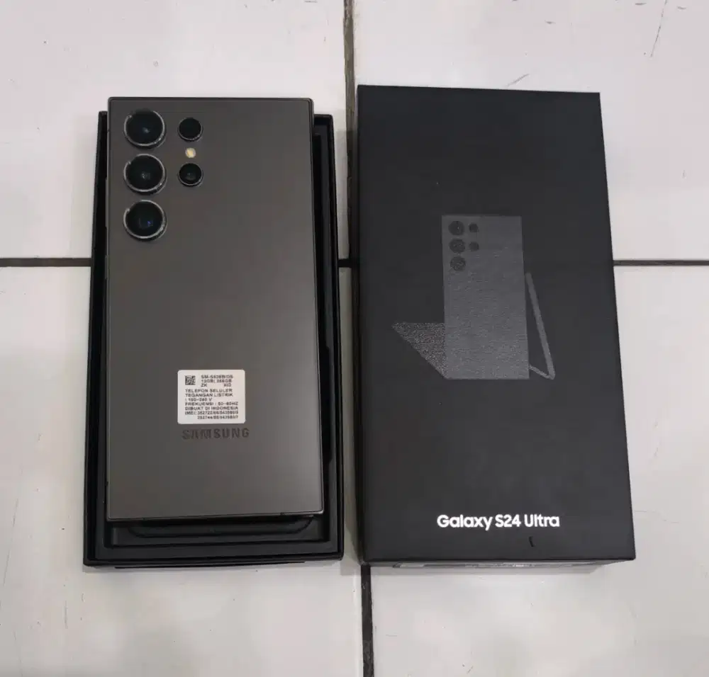 samsung Galaxy S24 ultra 12/256 fullset ori elegan