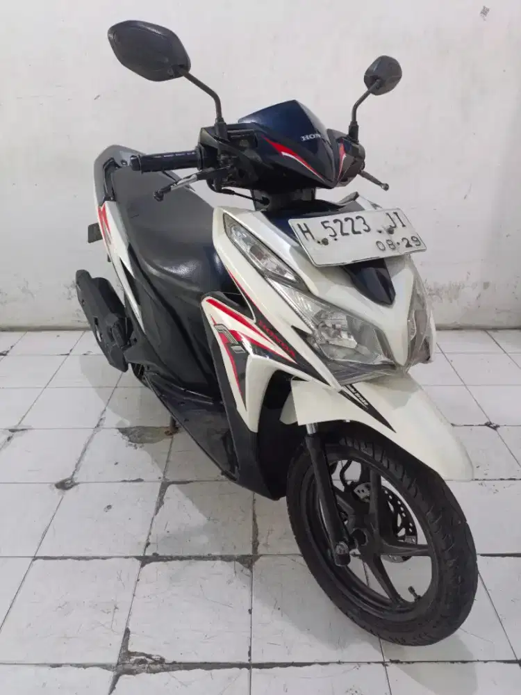 vario 125 th 2014 putih