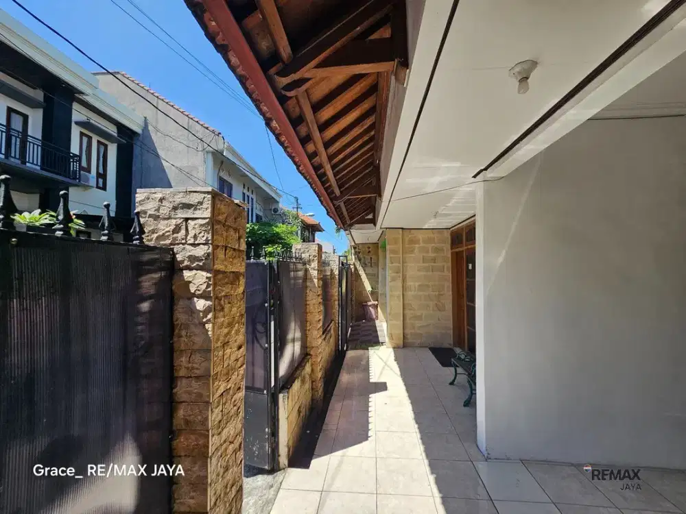 Rumah 1.5 Lantai Dijual, di Teuku Umar Denpasar, Dekat Hotel Amaris