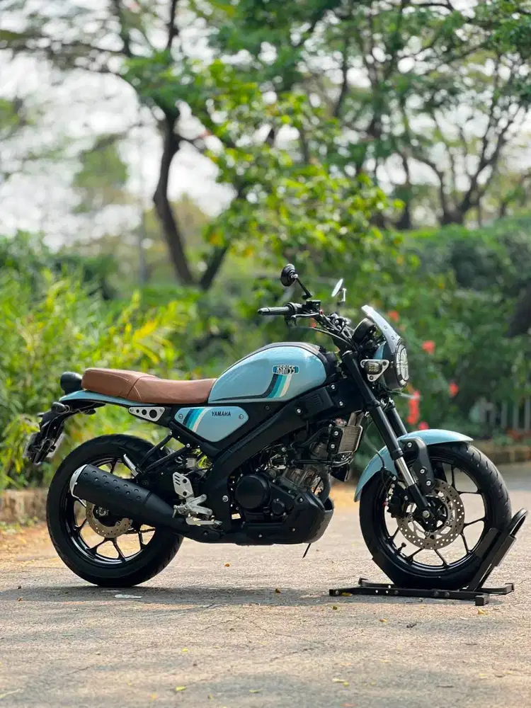 YAMAHA XSR 155 2023 BIRU KM RENDAH PAJAK PANJANG SIAP GAS HARIAN