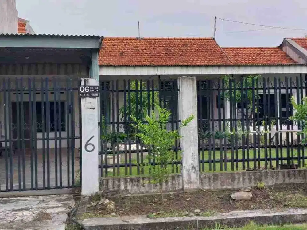 Dijual Rumah untuk Bisnis Kost di Ketintang Pratama