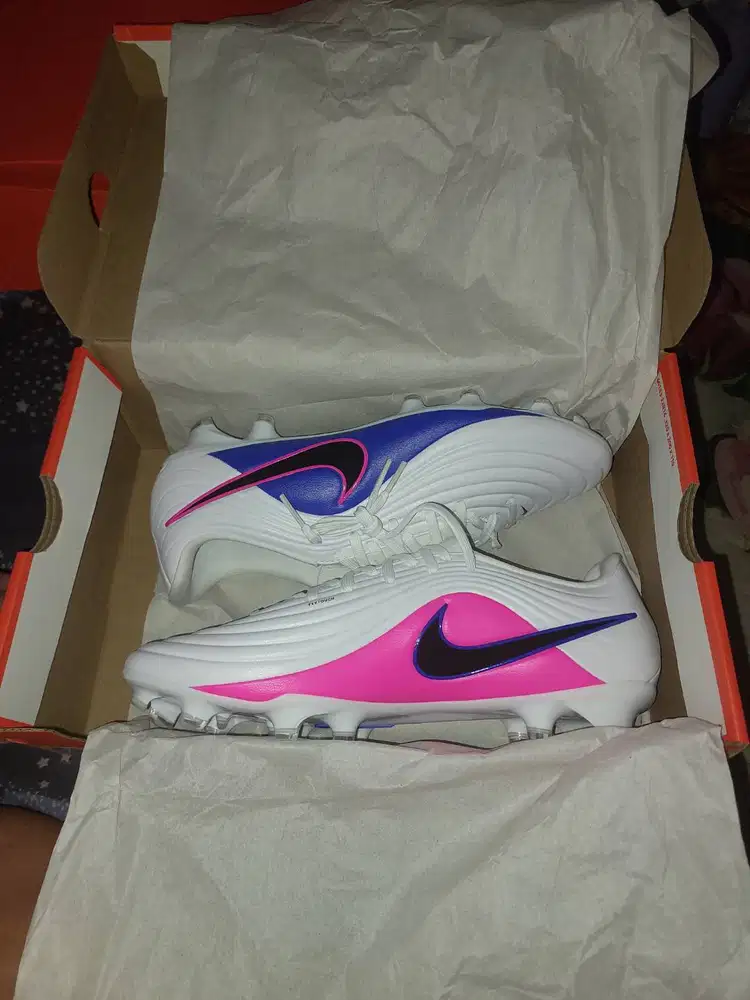 Tiempo Maestro Academy 43 (27.5 CM)