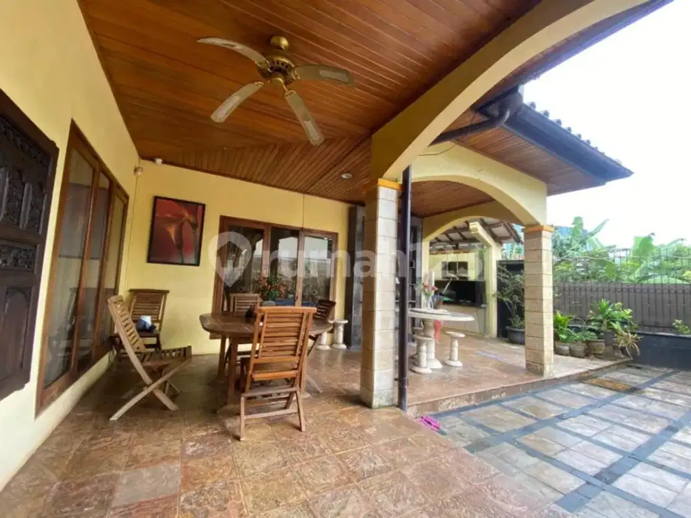 Harga di Bawah NJOP Dapat Rumah Luas + Kolam Renang di Komplek Cinere