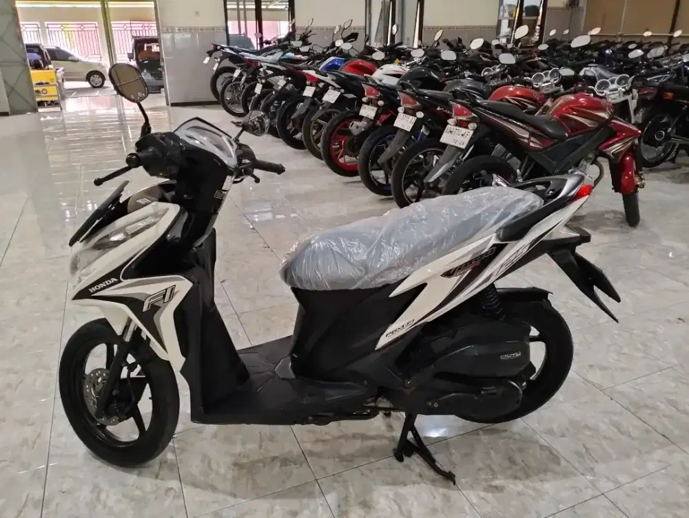 Honda Vario 125 old/ kzr murah dan bagus