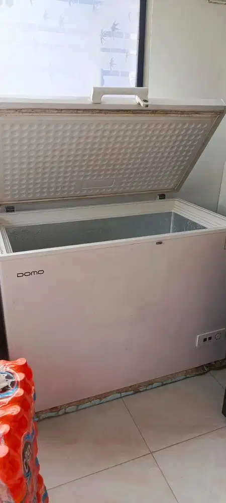 Freezer box 300 liter Df 0330 (second)