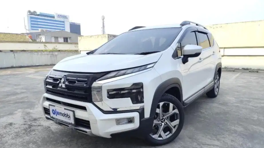 DP RENDAH Mitsubishi Xpander 1.5 Cross Premium Package 2023 UIP