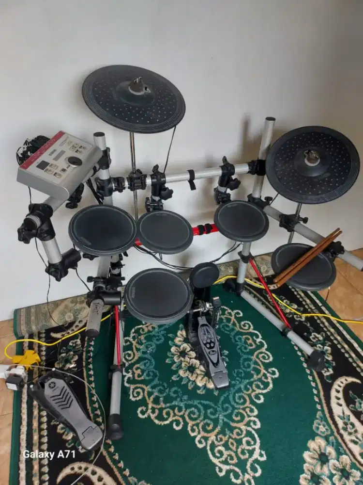 Drum elektrik Yamaha dtxpress 4