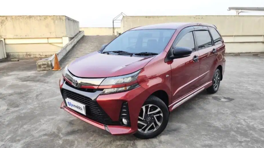 DP RENDAH Toyota Avanza 1.5 Veloz Bensin-AT 2021 EVH