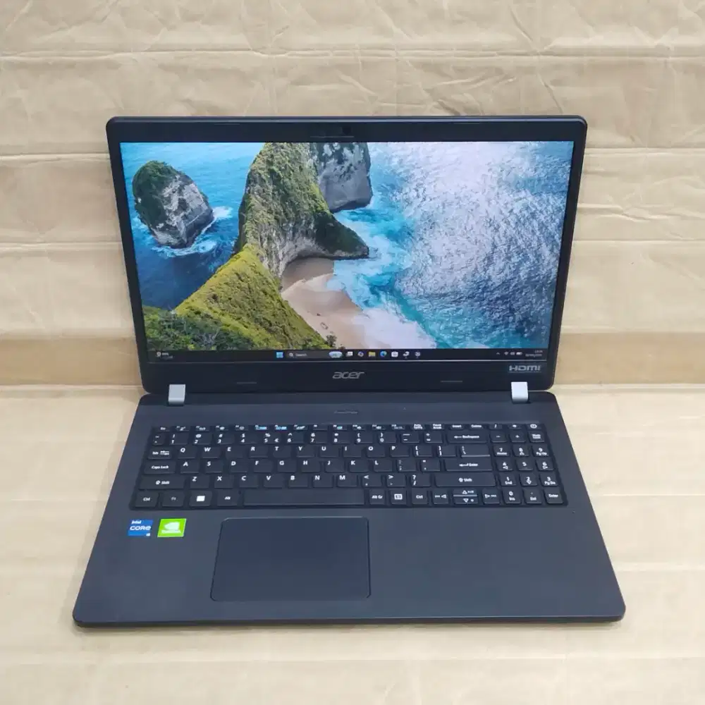 Laptop Acer Travelmate P215 Intel core i5-1135G7 RAM 8GB 512GB MX330