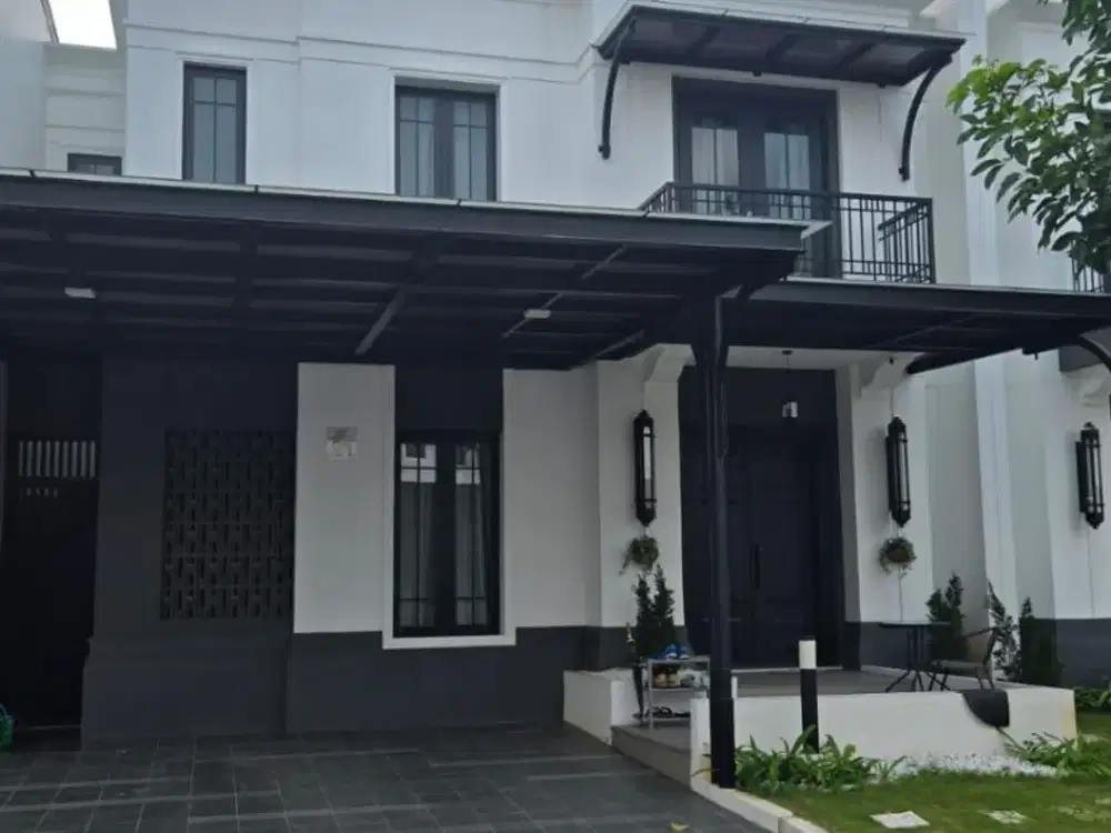 Disewakan Rumah Summarecon Crown Gading Dekat Sekolah Pahoa, RS Eka Hopital