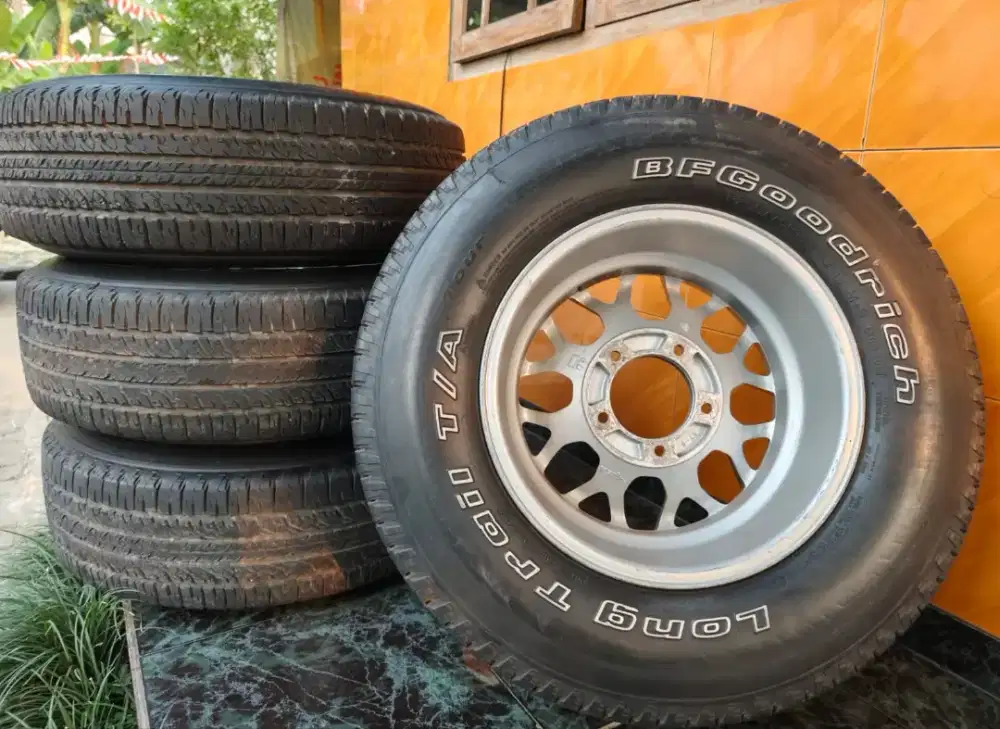 ban r16 Bf Goodrich 235/75 rush terios terrano xtrail escudo vitara