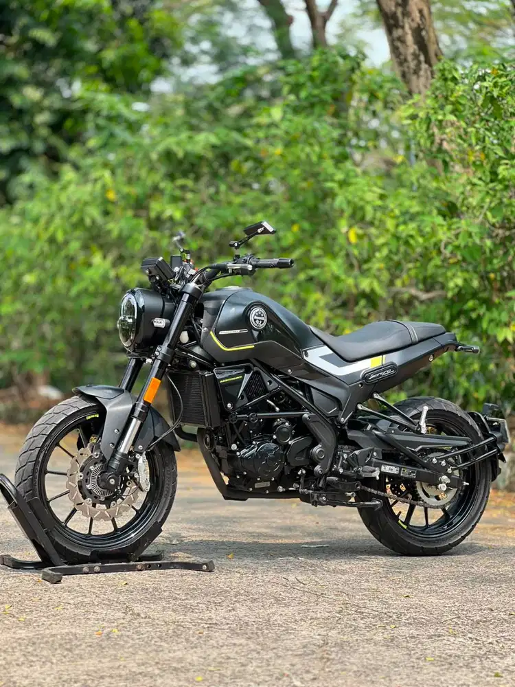 BENELLI LEONCINO 250 ABS 2024 HITAM KM 2K PAJAK PANJANG TANPA PR