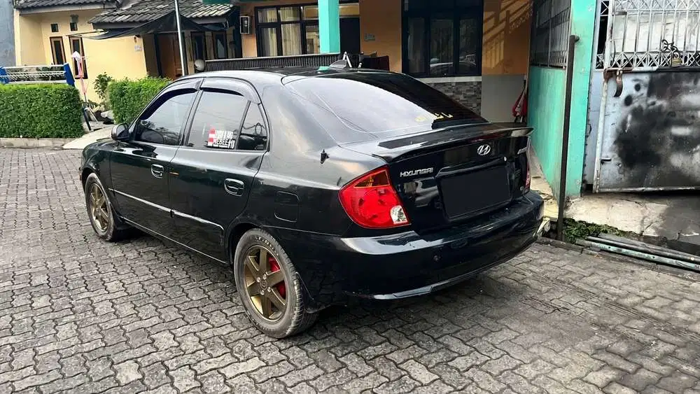 Hyundai Avega 2010 Bensin