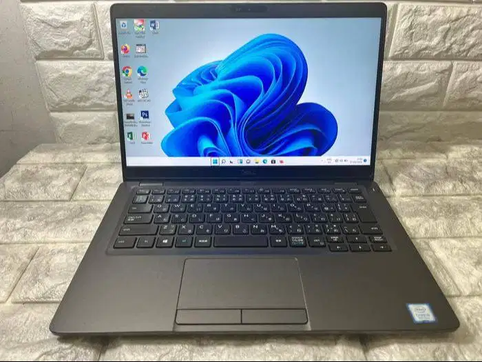 DELL 5300 TOUCHSCREEN I5 GEN8 8/256 Layar 13.3 inch *WS