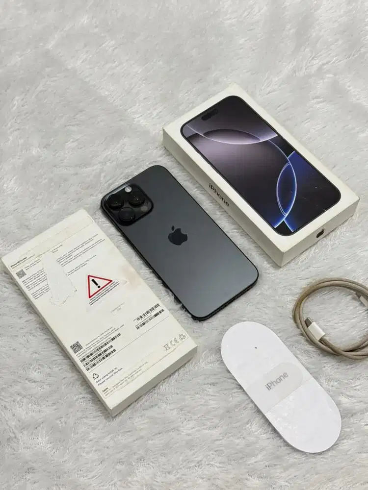 iPhone 16 Pro Max 256GB Resmi iBox Fullset Original - Black Titanium