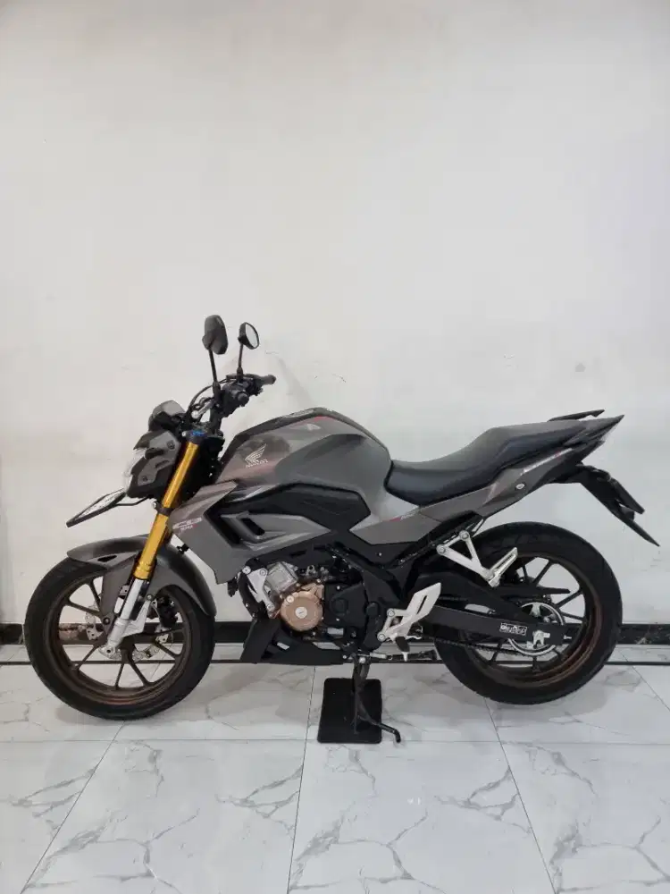 Honda CB 150 R SE USD Fi 2026 bln 2 KM 1 RB CB150R Cb150