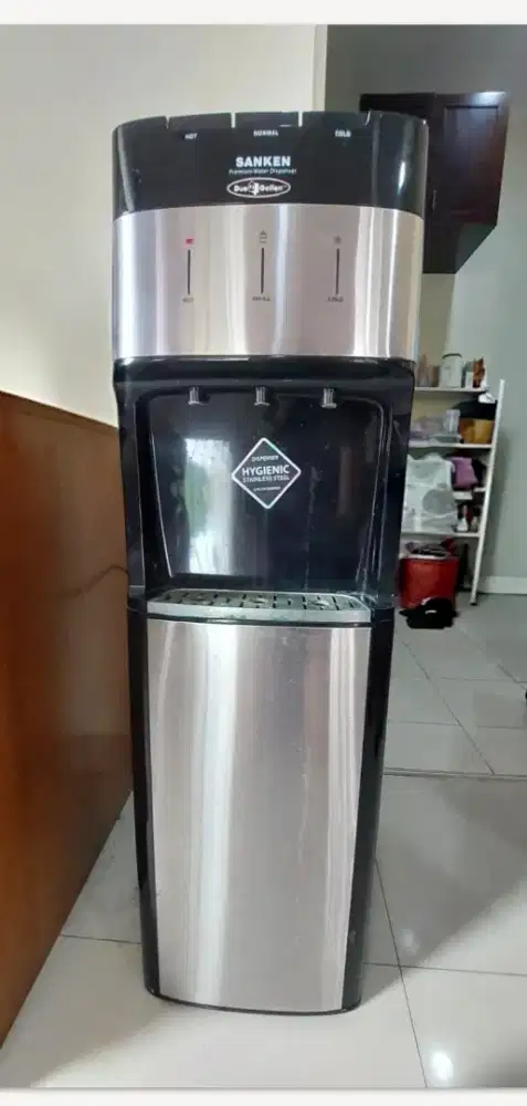 Dijual Dispenser Air Galon Sanken HWD-Z96
