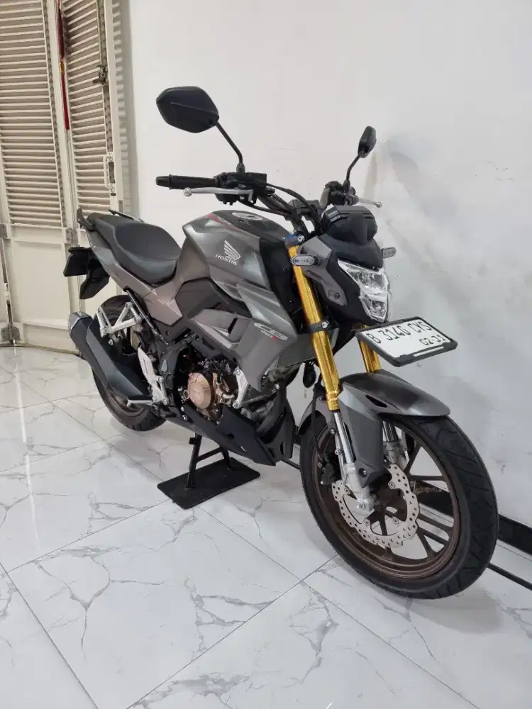 Honda CB 150 R SE USD Fi 2026 bln 2 KM 1 RB CB150R Cb150