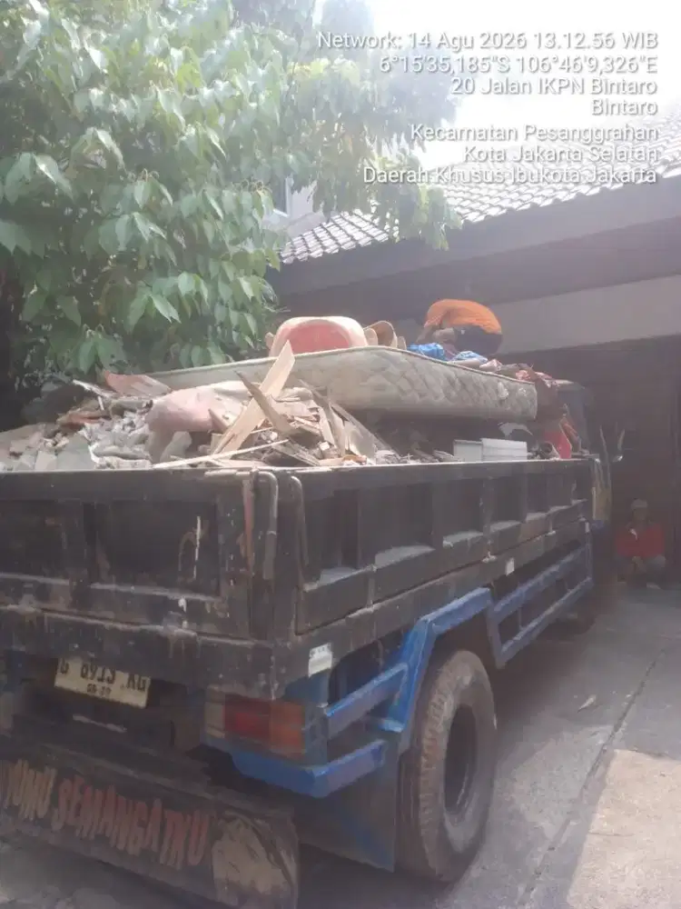 Jasa buang puing dan sampah