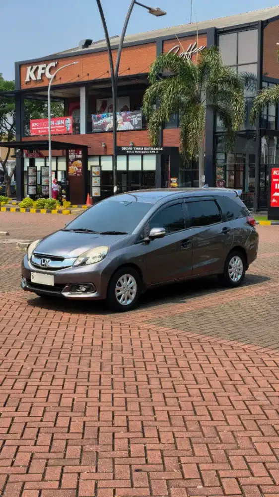 Honda Mobilio E Matic 2015 Pemakaian 2016 Abu Metalik Grey Automatic