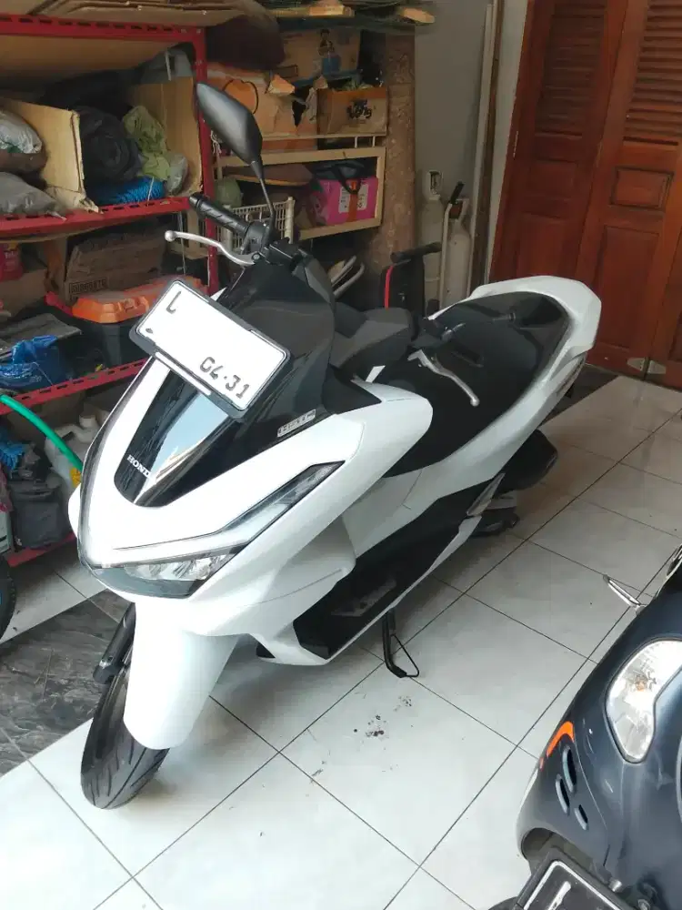 2026 New Honda PCX 160 ABS (Putih)