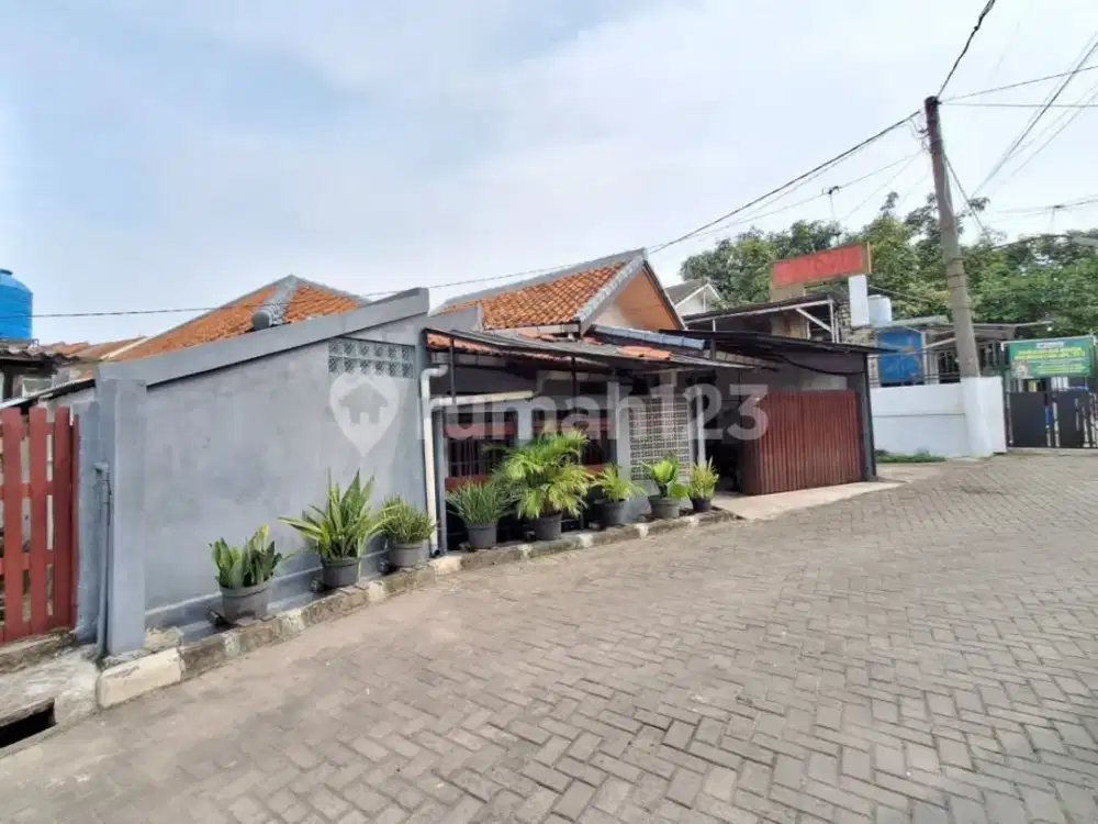 Rumah 1 Unit Rumah Induk, 4 Unit Rumah Sewa Dalam Lingkungan Yang Tenang, Islami & Aman Dari Banjir, Lt.373m