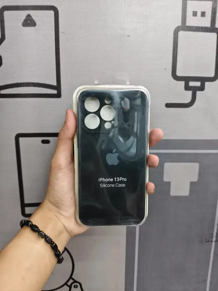 Casing iPhone 13 Pro