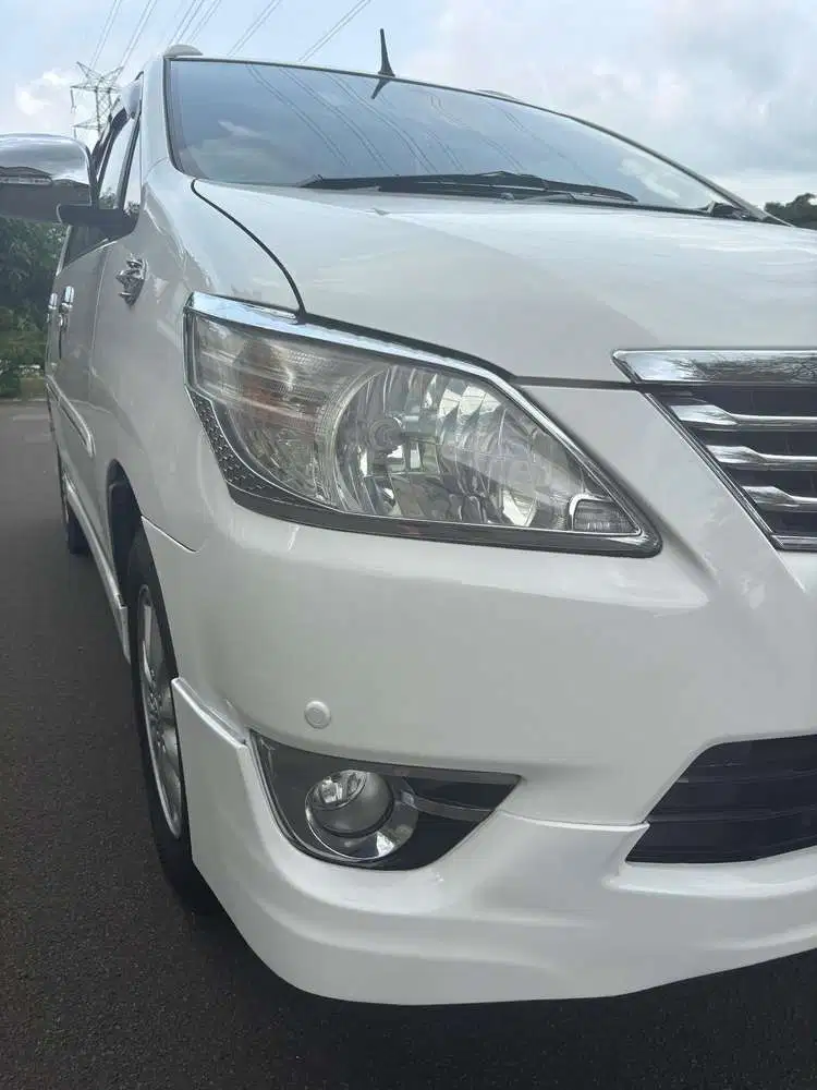 Toyota Kijang Innova 2013 Bensin