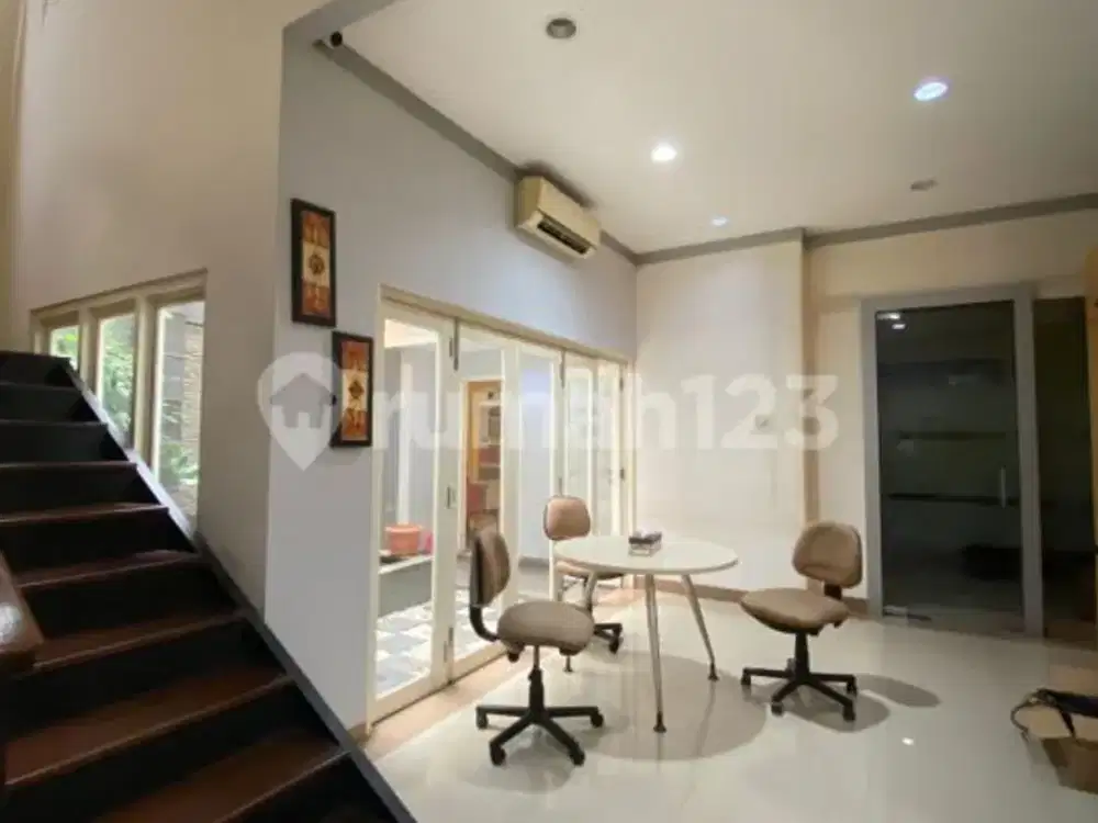 Mini Building Cocok untuk Kantor, Ruang Usaha atau Investasi Kos-kosan di Cinere