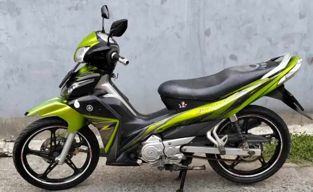 Jupiter z murah 4,7jt tidaknego,mesinhalus,pemakaian istri,pajak hidup