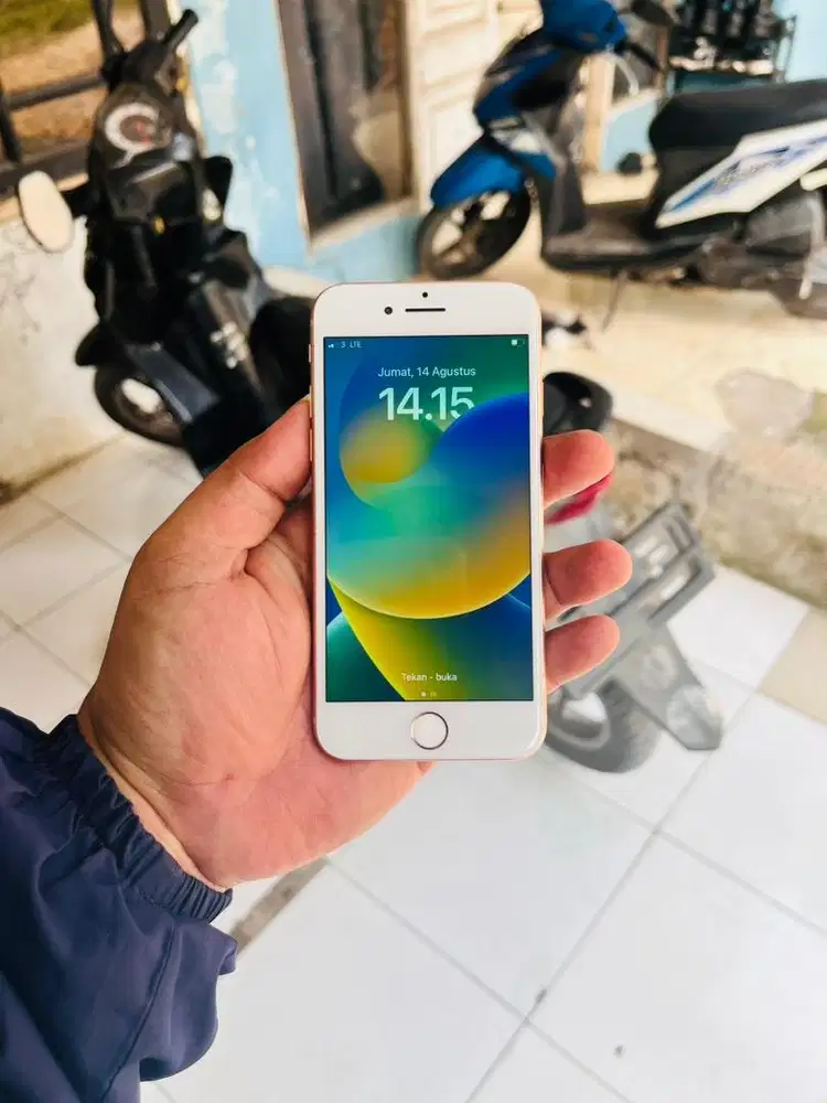 Iphone 8 64gb inter