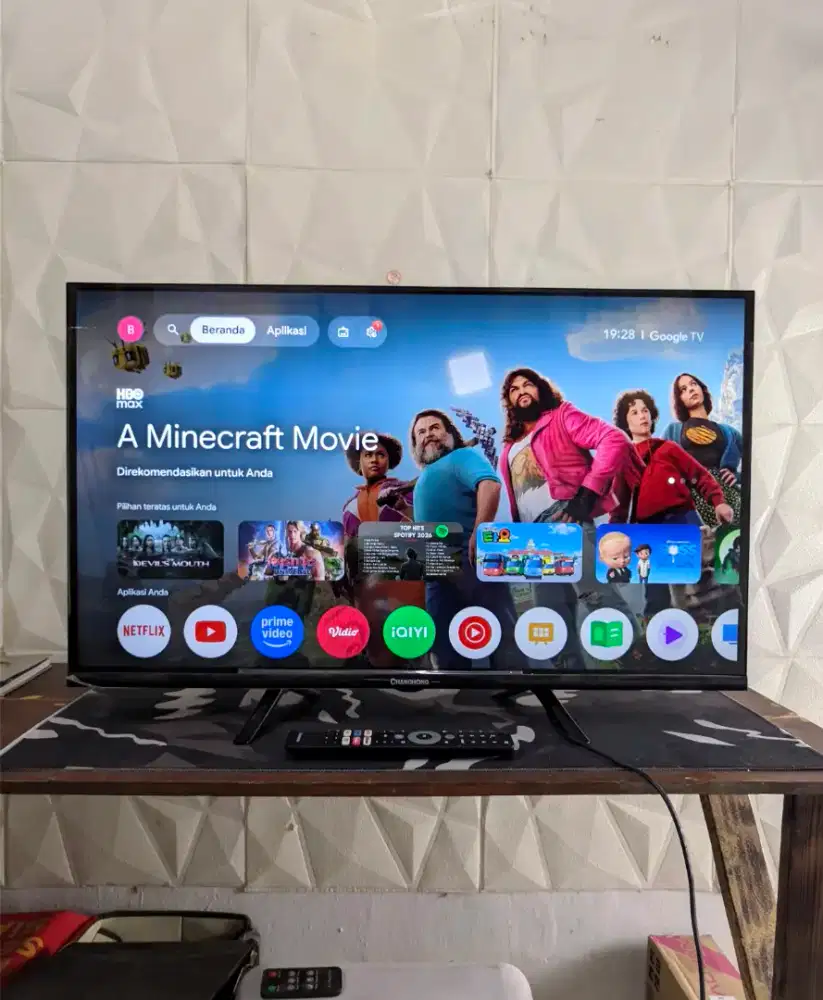 Google TV Changhong 32 Inch