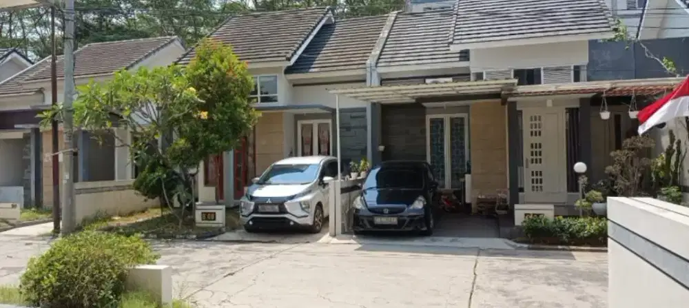 DIKONTRAKAN RUMAH CANTIK CLUSTER ONE GATE SYSTEM 24 JAM SECURITY