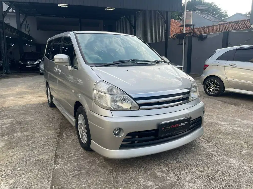 [Langka] Nissan Serena CT 2010 Automatic Siap Pakai Pajak Panjang