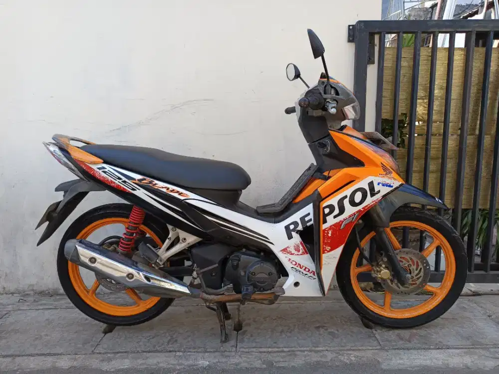 Honda blade fi 125 2014 lengkap mesin halus