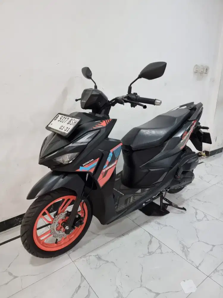 Honda Vario Street 125 ESP CBS ISS Keyless LED Fi Vario gen 3