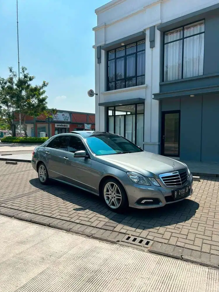 Mercy Mercedes Benz E300 W212 Avantgarde Panoramic 2010