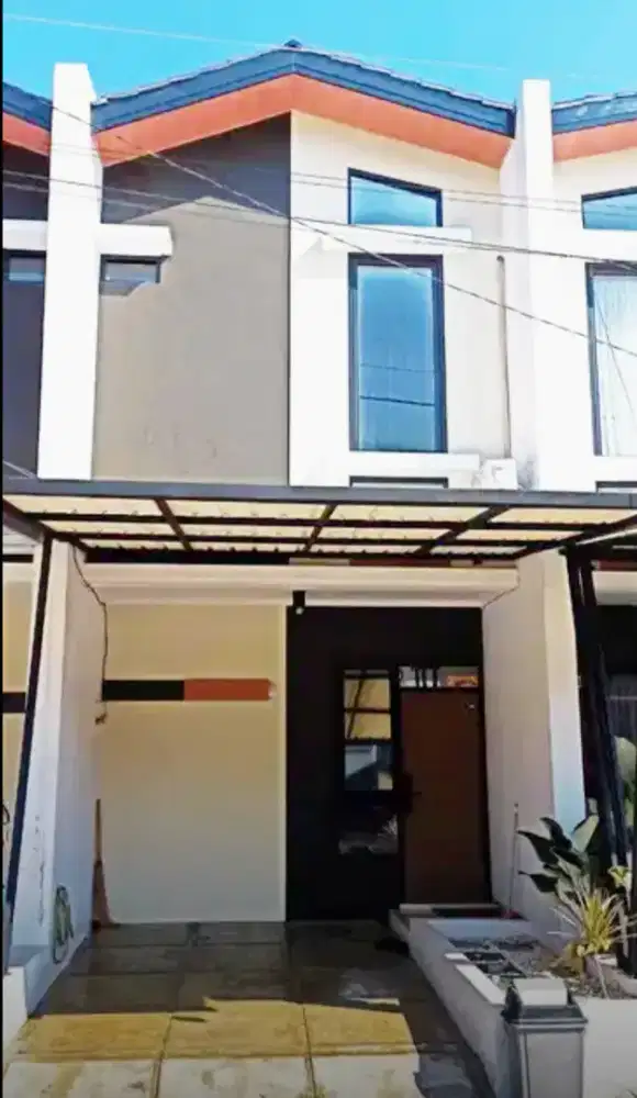Dijual rumah 2 lantai gland ciwastra park